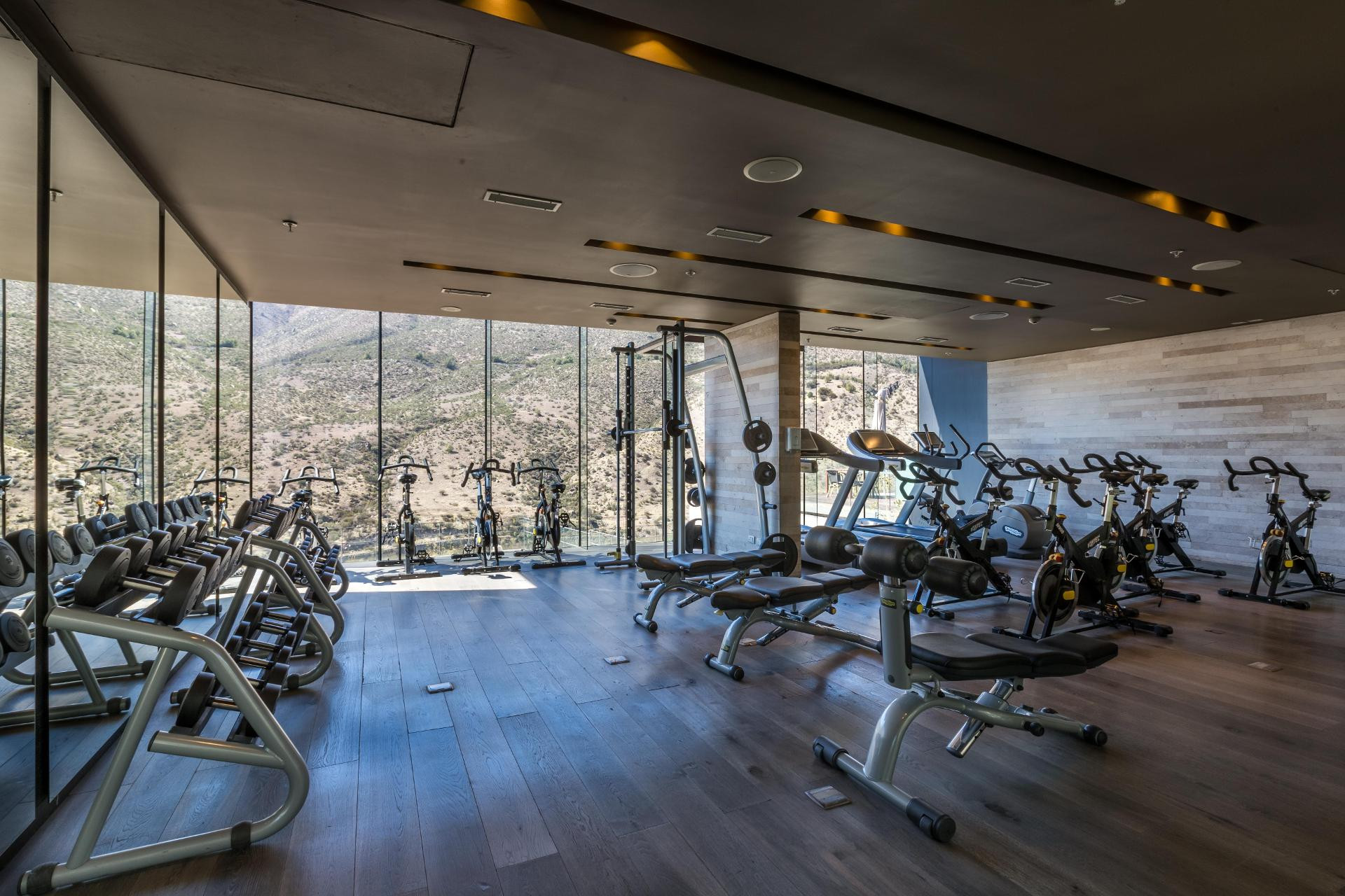 Gimnasio Enjoy Santiago - Hotel del Valle