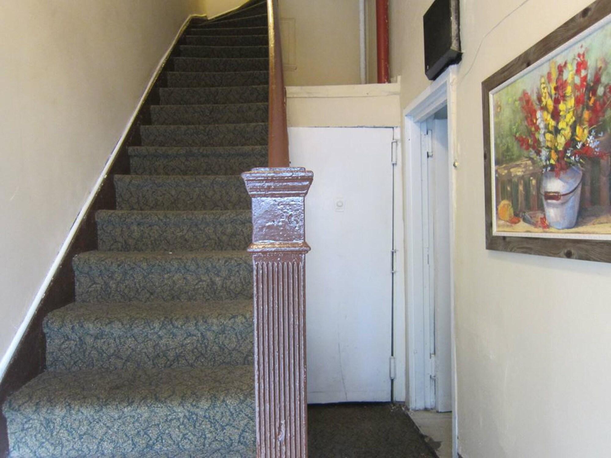 Varios Neptune Hotel