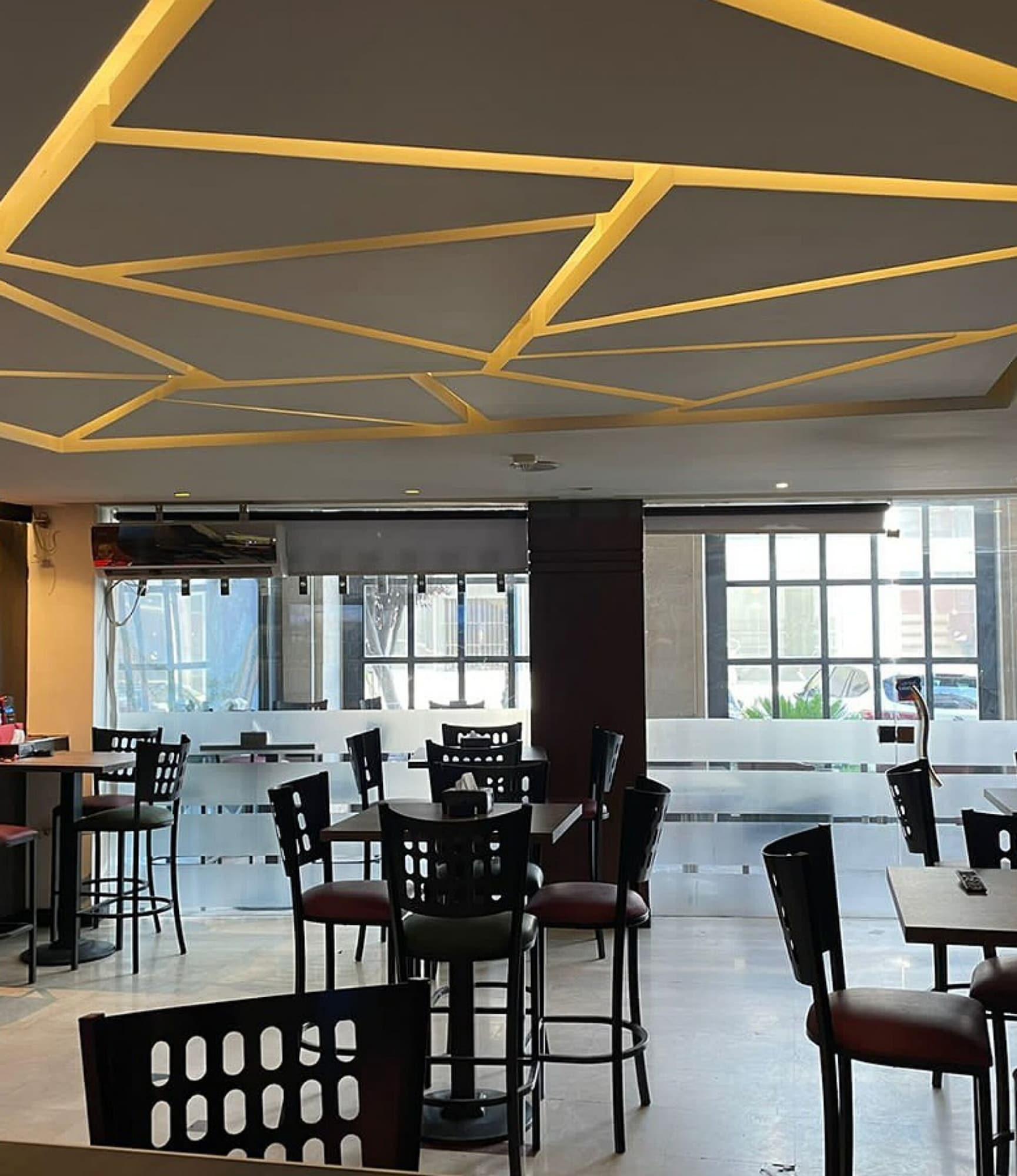 Bar/Salón Torino Amman Hotel