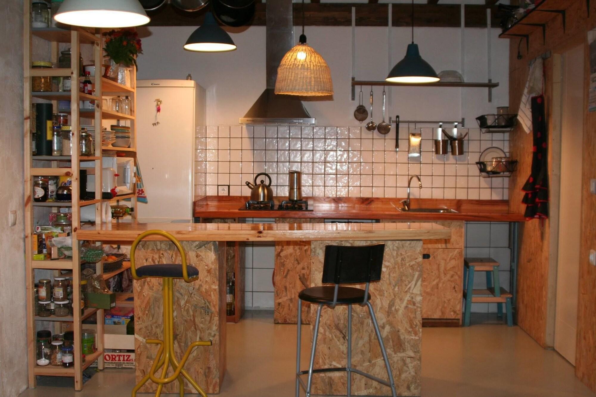 Restaurant Albergue Les Xendes. Parque de Redes - Hostel