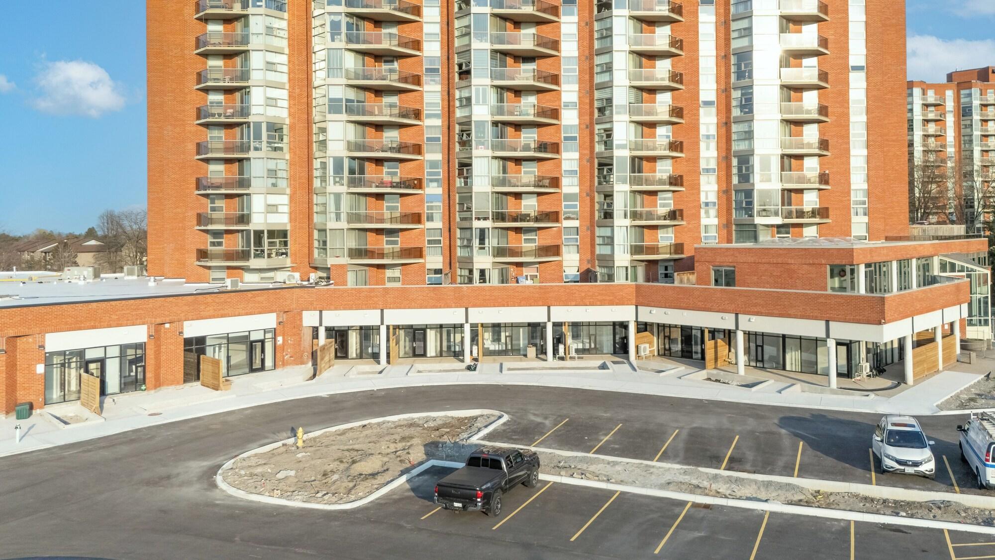 Varios Meadowvale Apartment Hotel