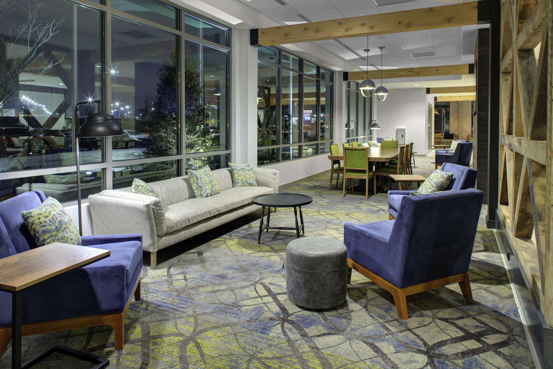 Vista Lobby Hilton Garden Inn Jackson