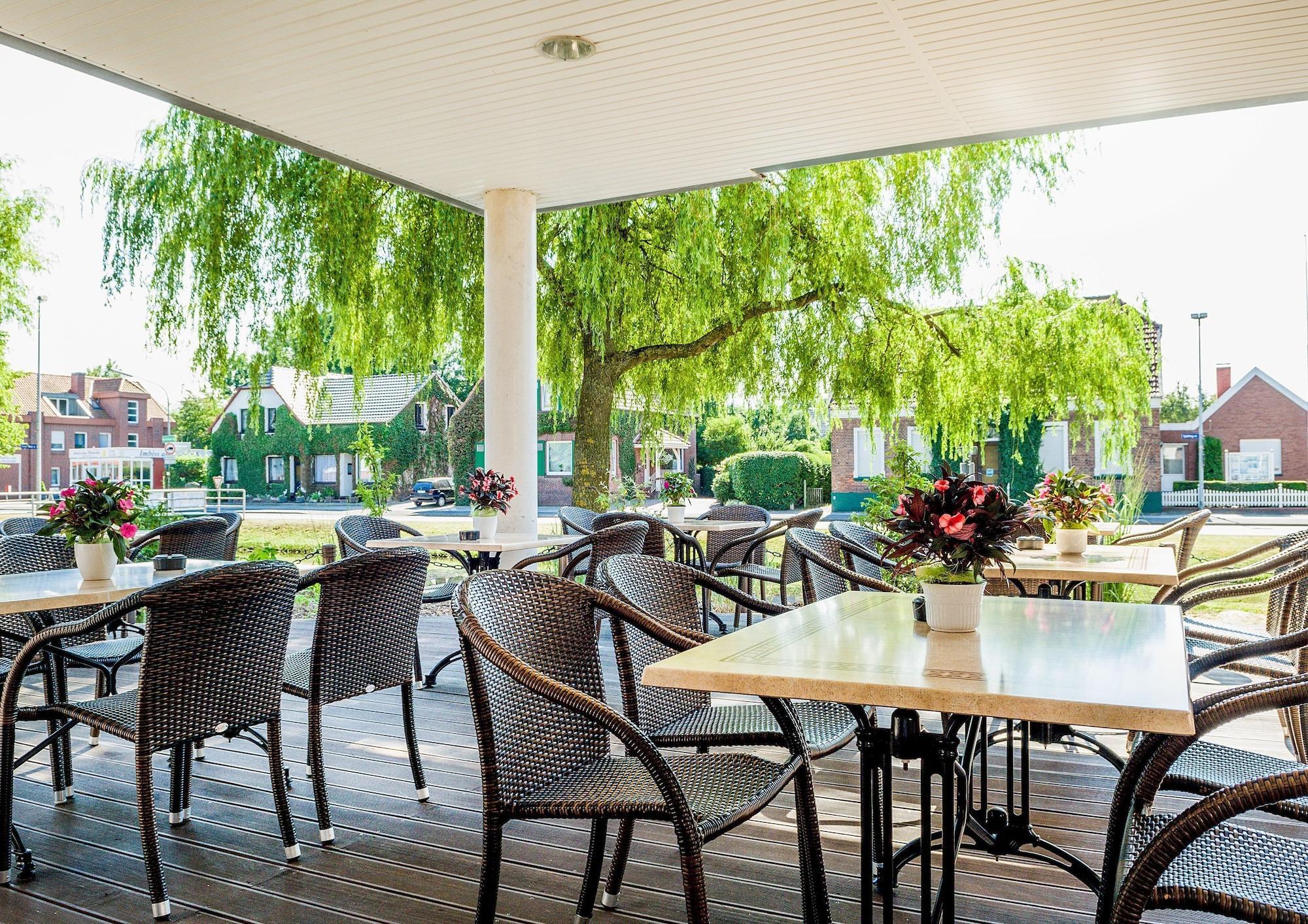Vista Exterior Hotel-Restaurant Hilling
