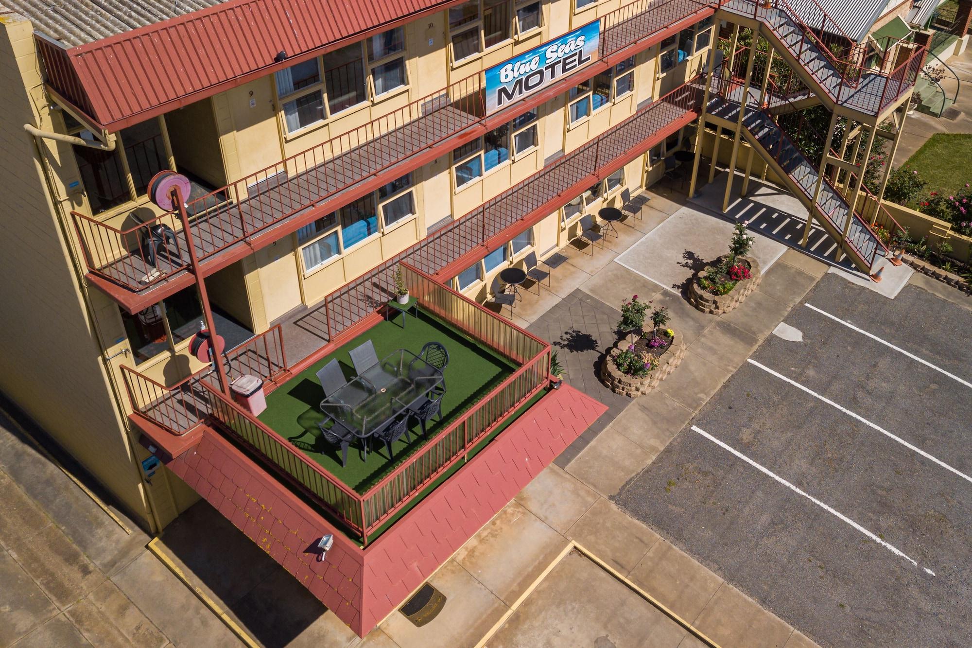 Vista Exterior Blue Seas Motel