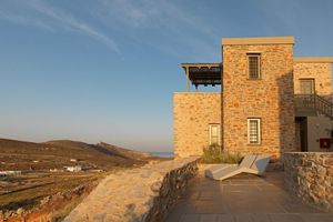 Alojamiento - Themonies Luxury Suites