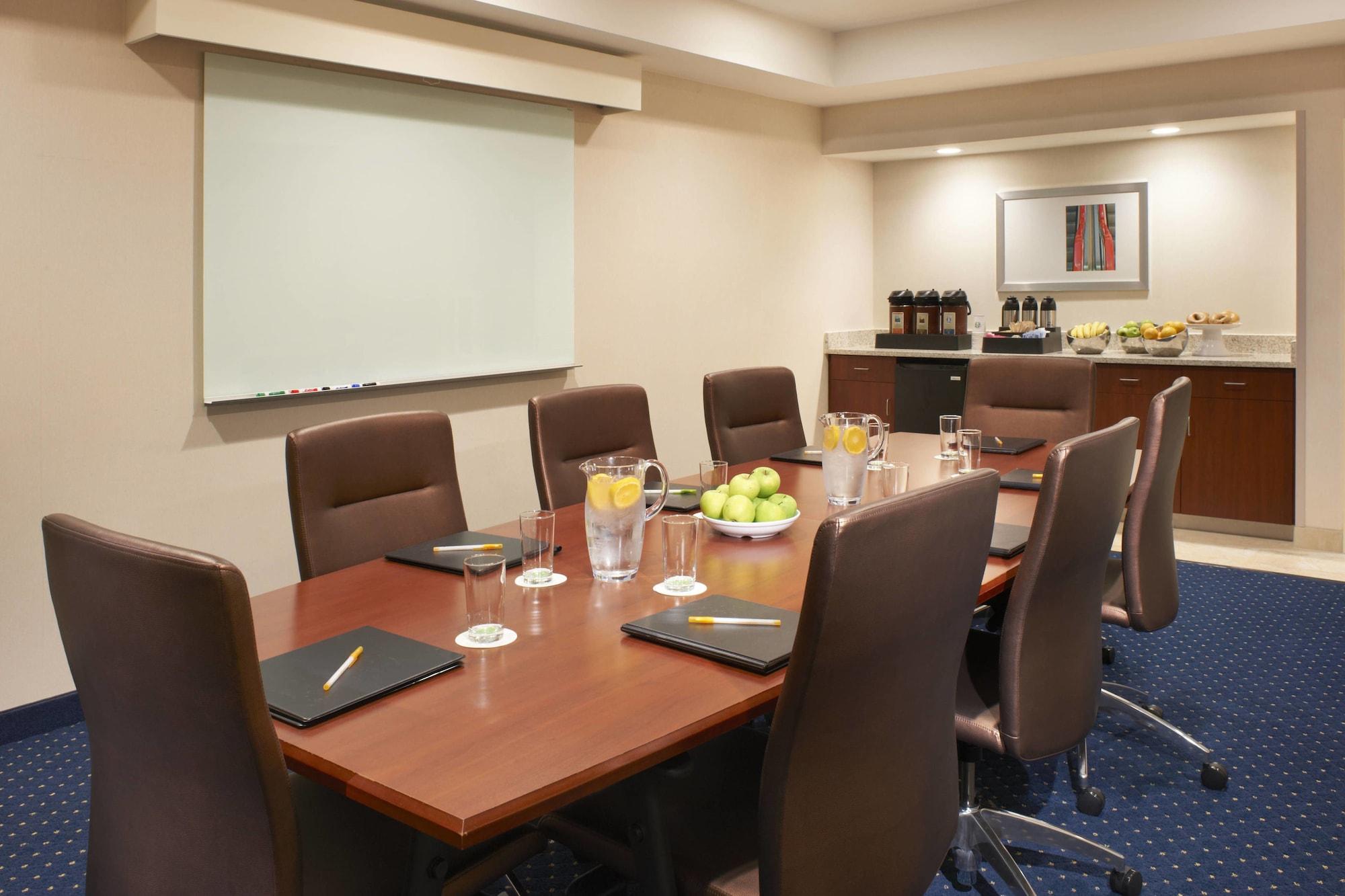 Sala de Reuniones Courtyard by Marriott Toledo Rossford/Perrysburg
