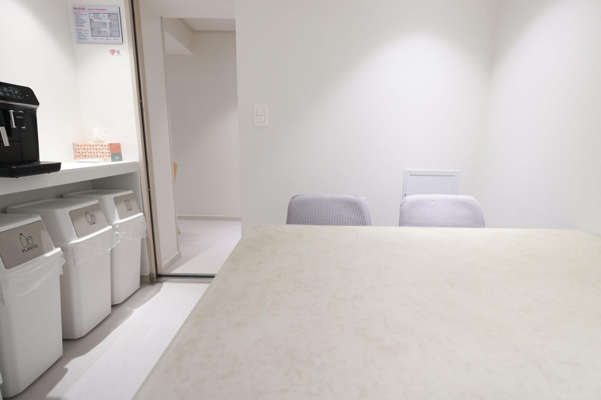Spa Sinchon Stay