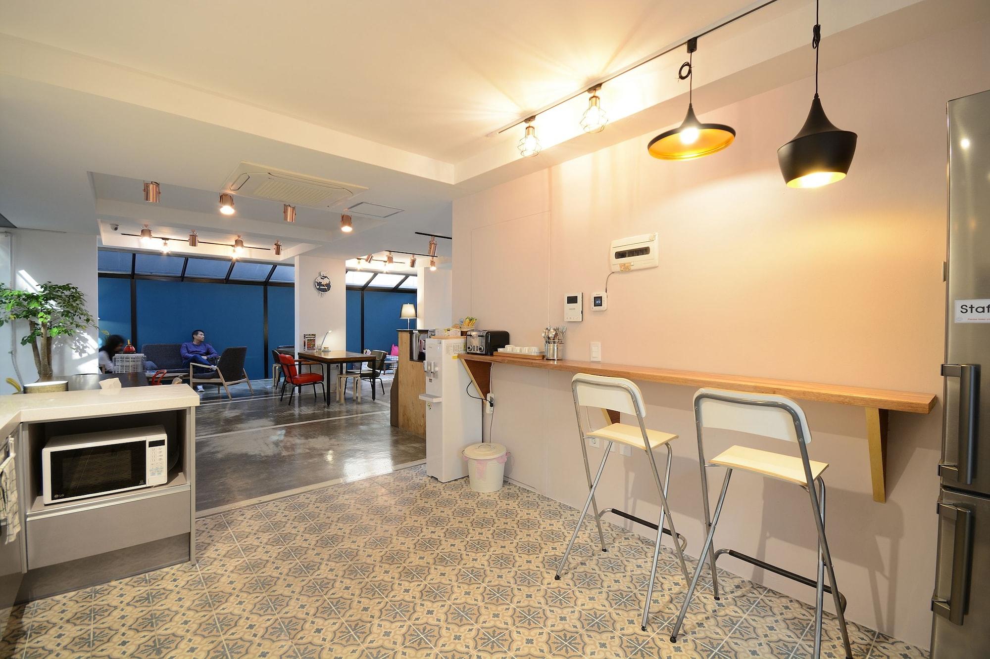 Bar/Salón Sunny Hill Hostel Hongdae