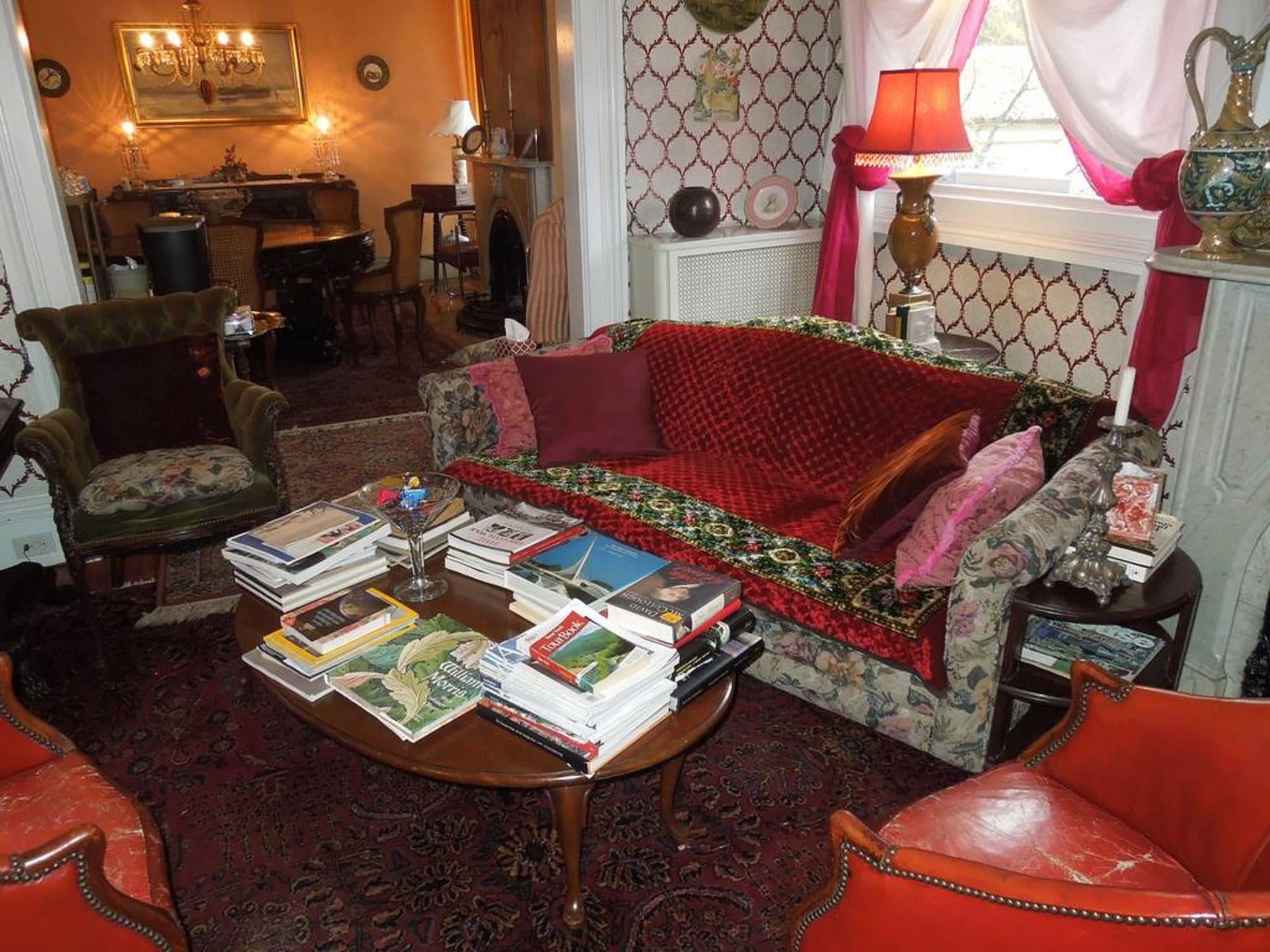Vista Lobby Victorian Bed & Breakfast