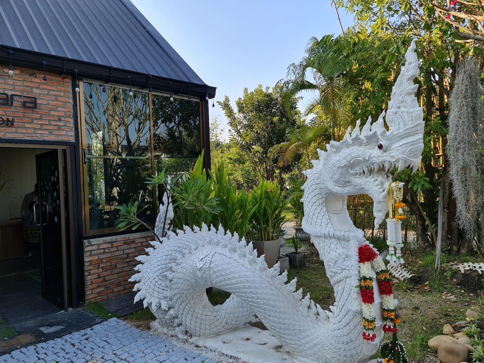 Vista Lobby Naga Tara Resort