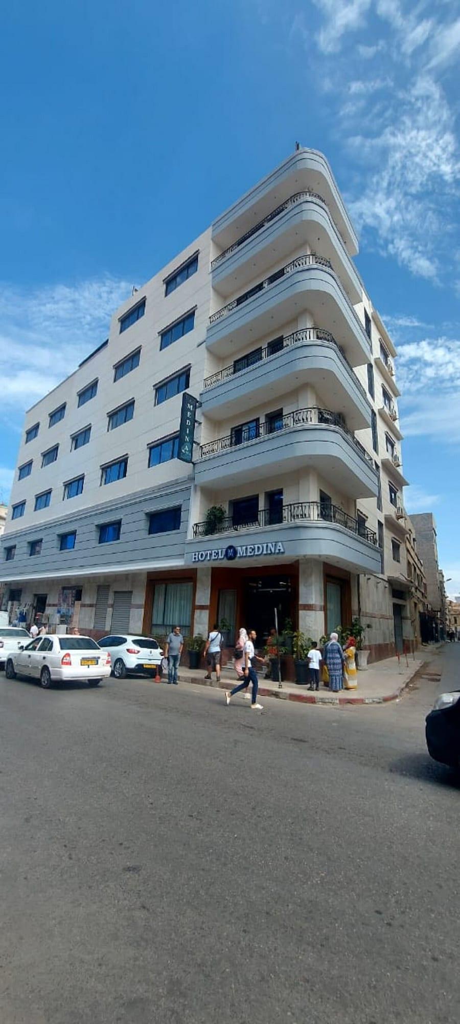 Vista Exterior Hotel Medina