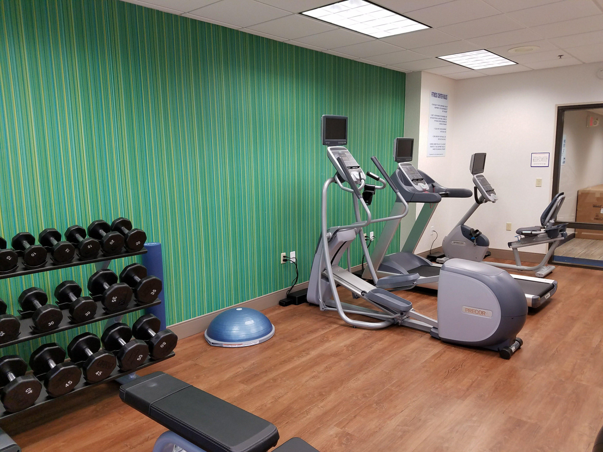 Gimnasio Holiday Inn Express Hotel & Suites Jacksonville - South by IHG