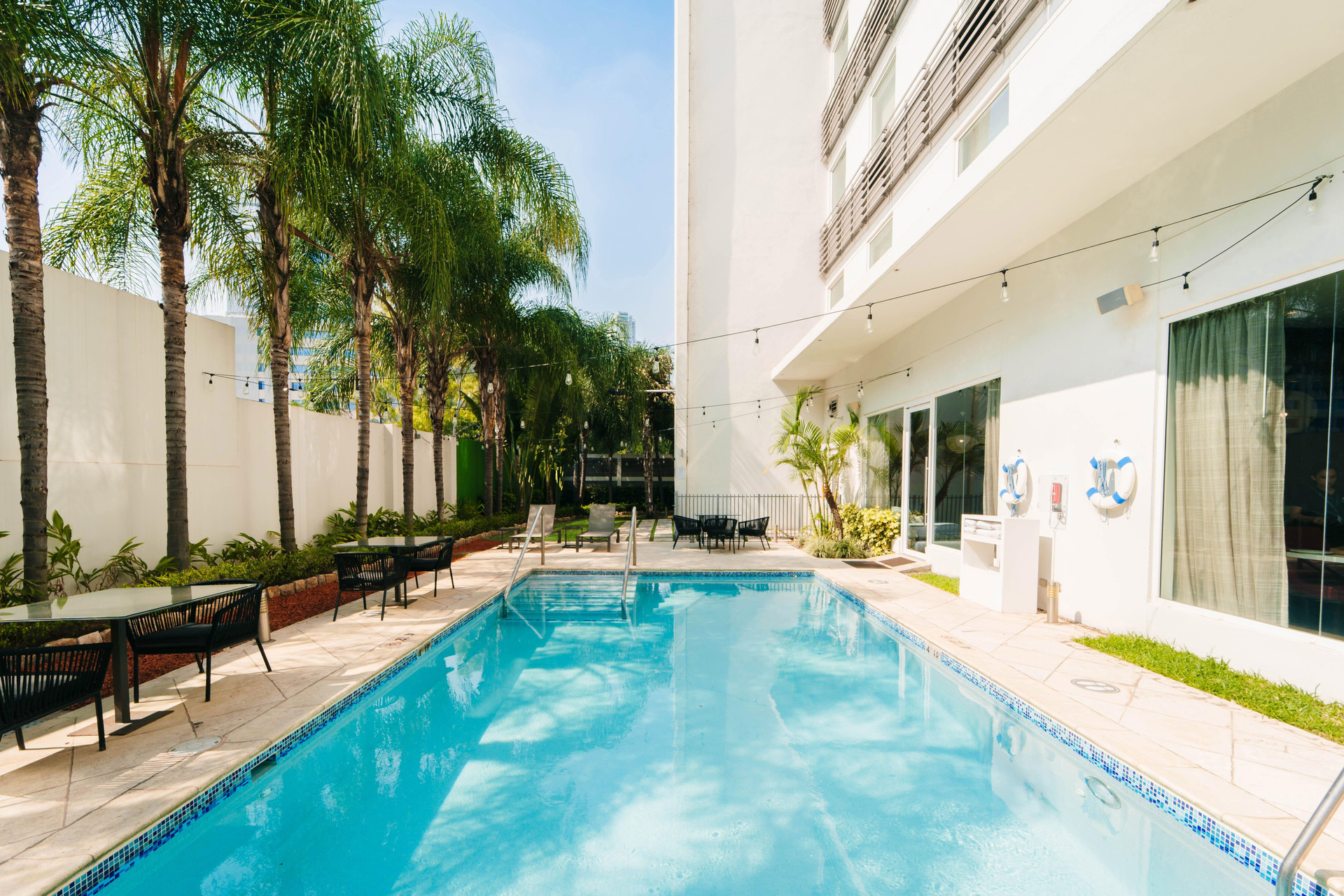 Vista Piscina Holiday Inn Express Tegucigalpa by IHG