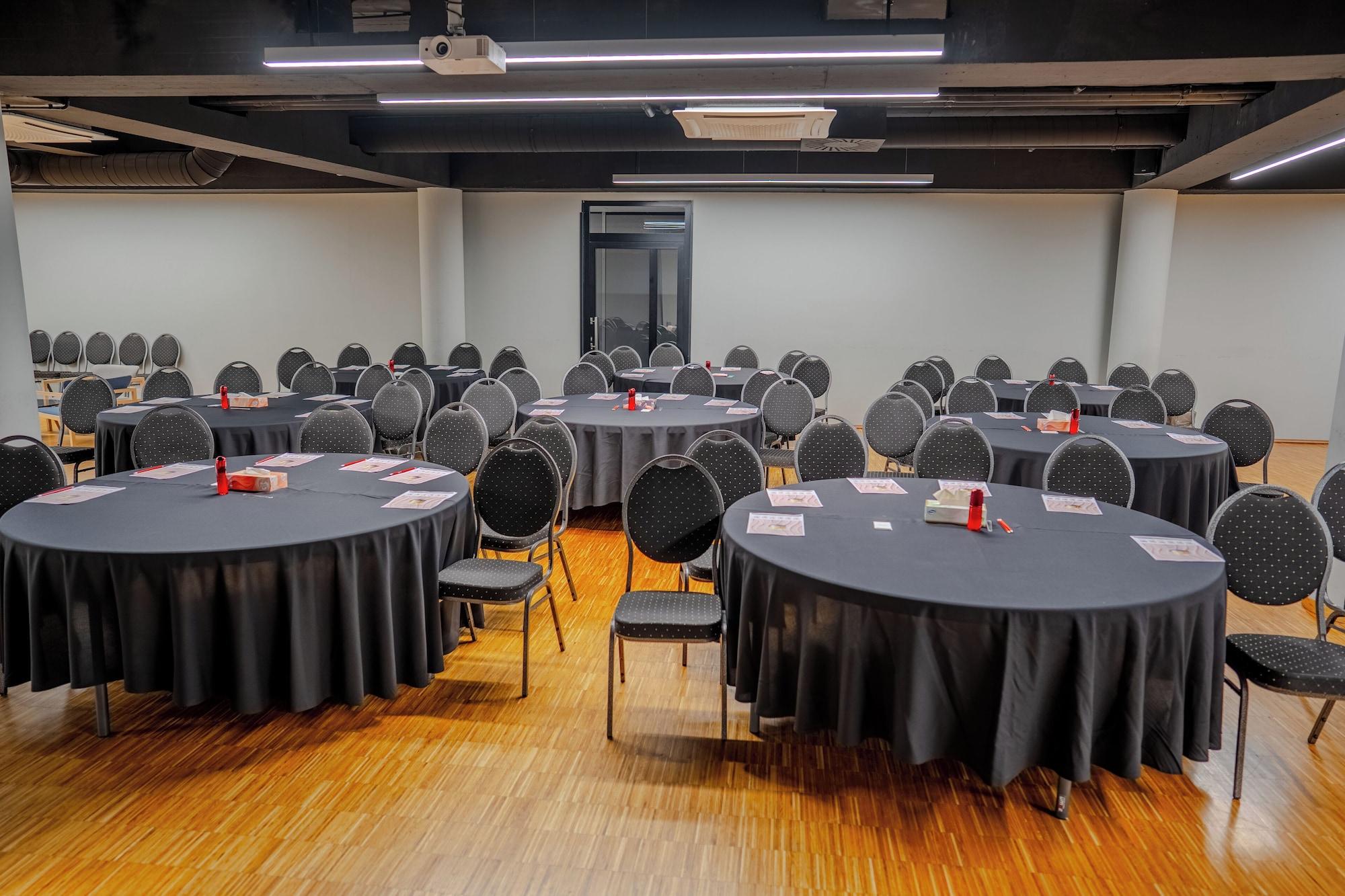 Sala de Reuniones Hotel Academia