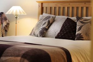 Alquiler Vacacional - Welcoming, spacious, accessible, City Centre apt, with parking and wifi.