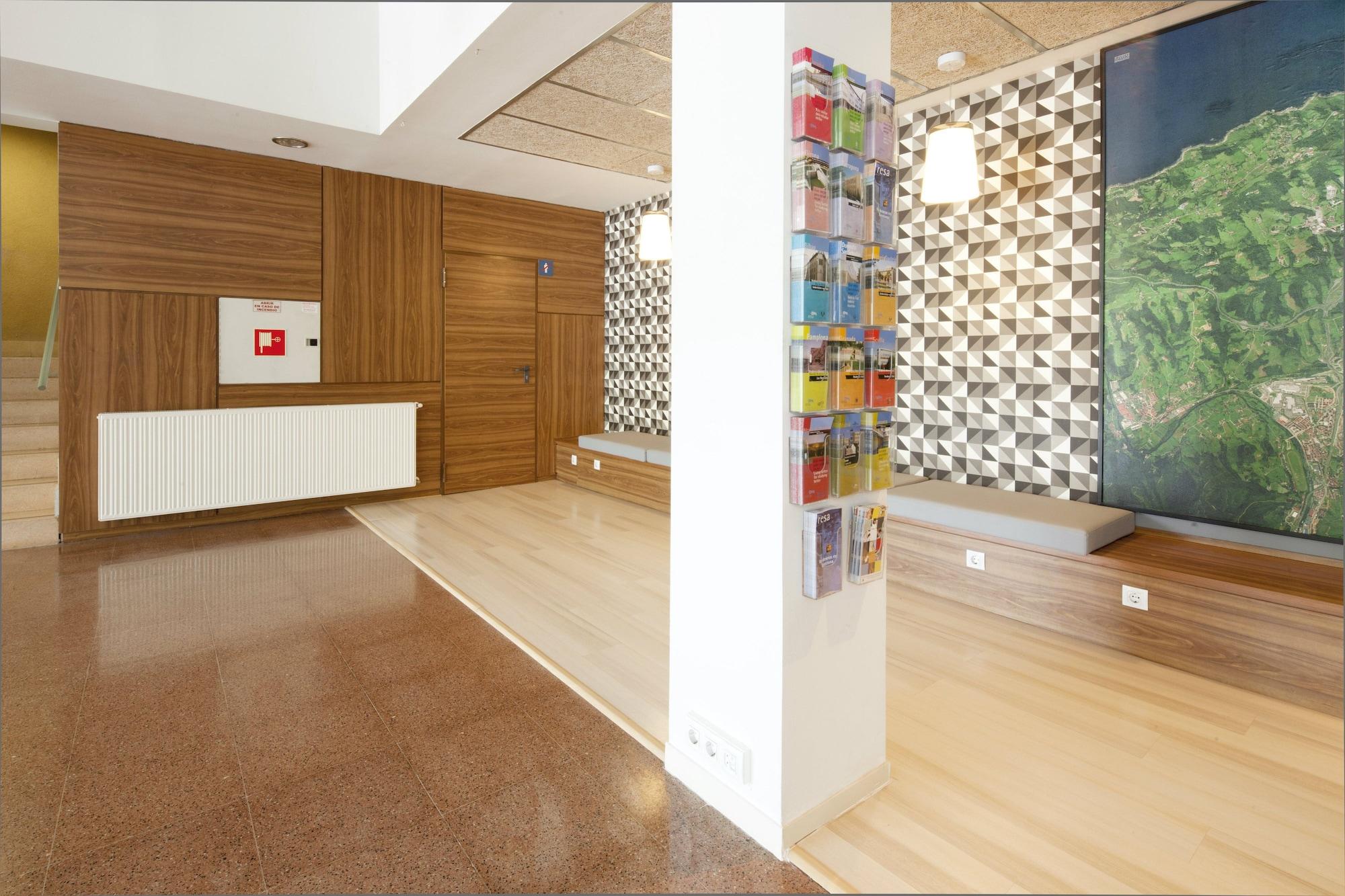 Vista Lobby Residencia Universitaria Resa Manuel Agud Querol