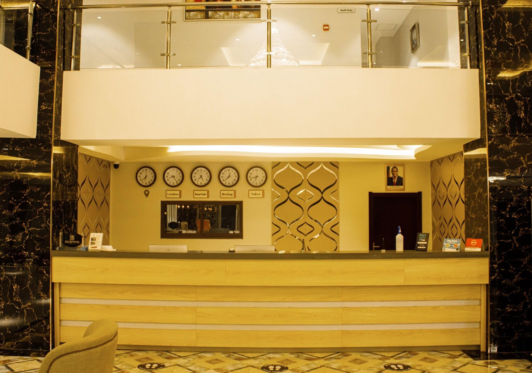 Vista Lobby The Grand Palace Hotel