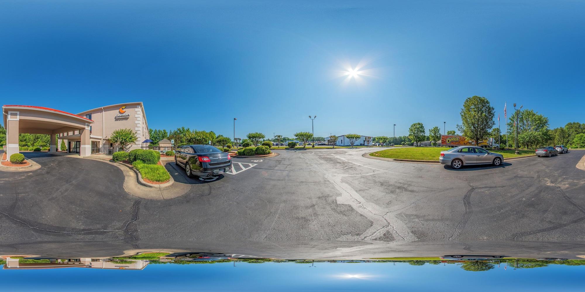 Vista Exterior Comfort Inn & Suites Oxford South