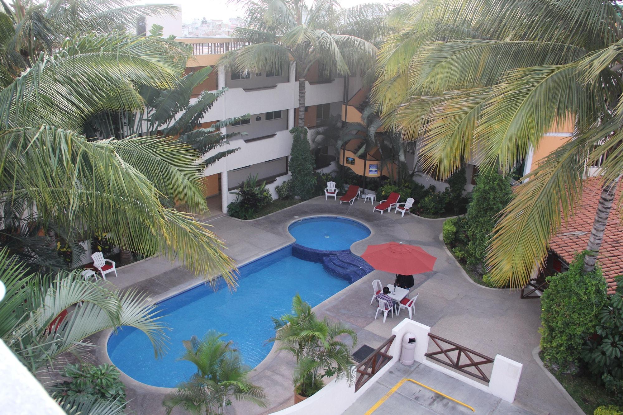 Vista Exterior Hotel Palapa Palace