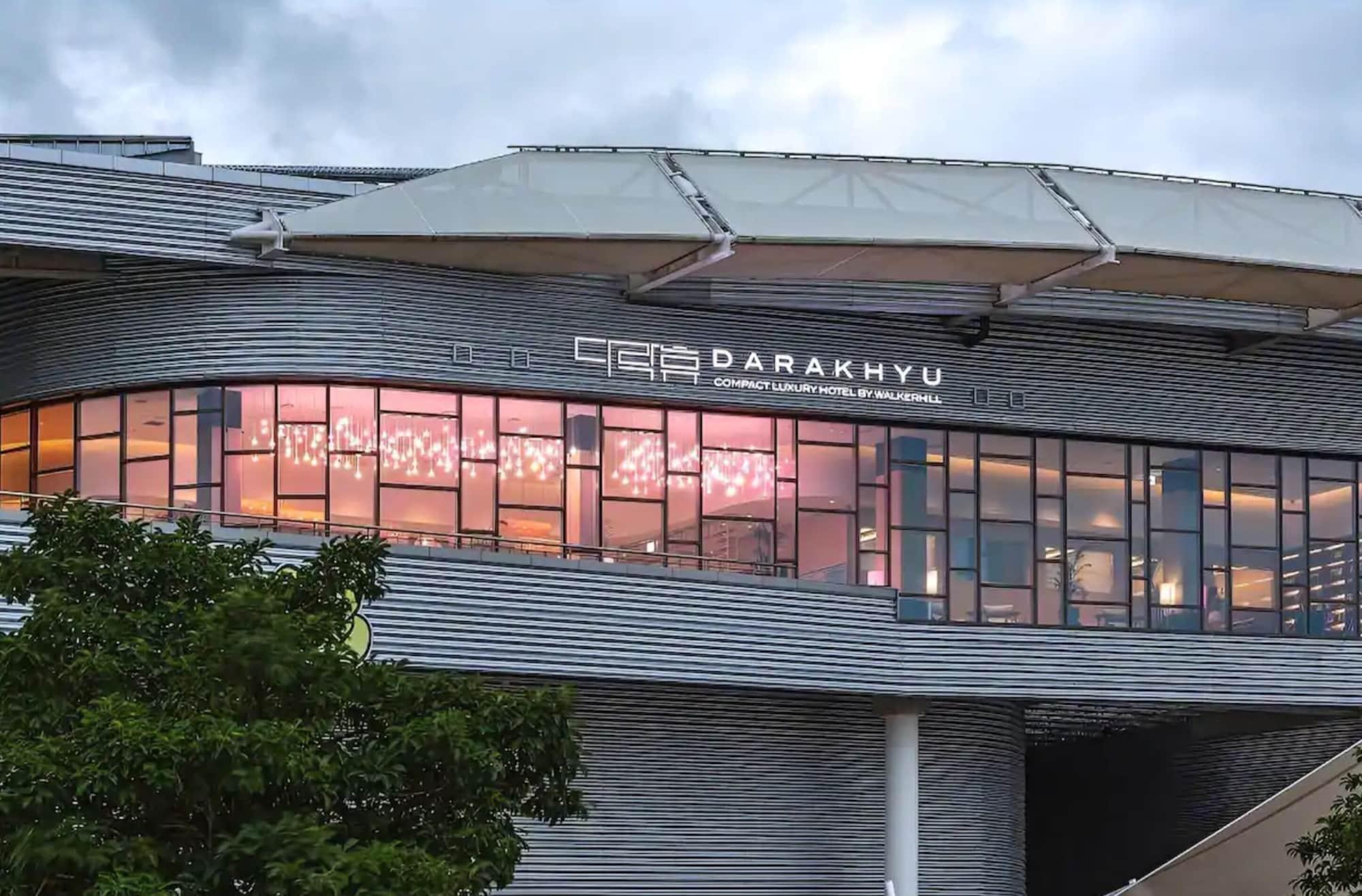 Vista Exterior DARAKHYU Yeosu Capsule Hotel by WALKERHILL