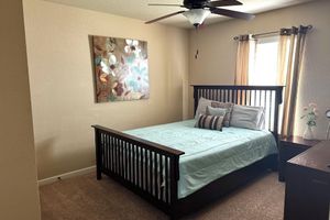 Alojamiento - Prime location, spacious and cozy!