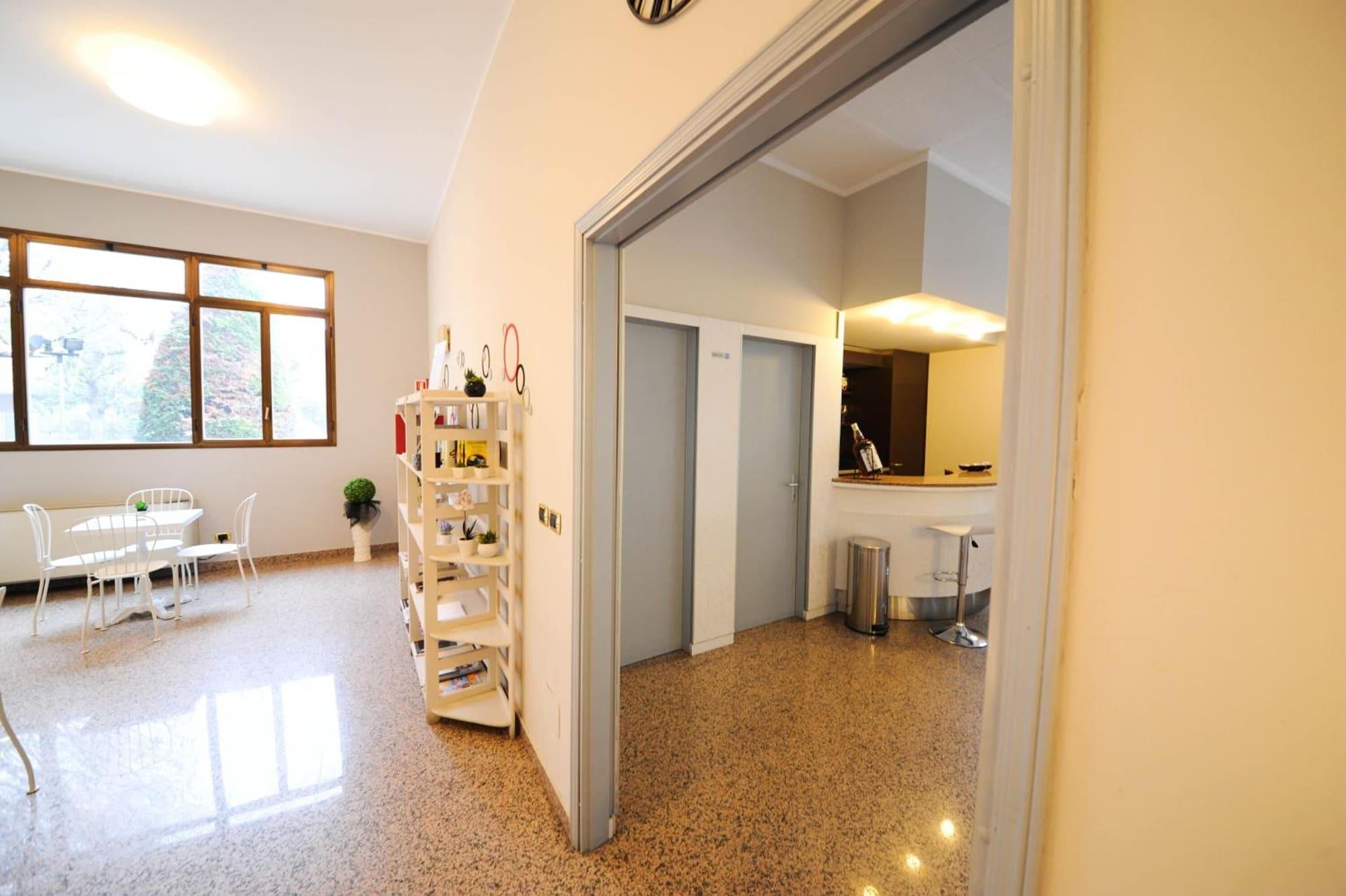 Vista Lobby Hp Fly Hotel Bologna