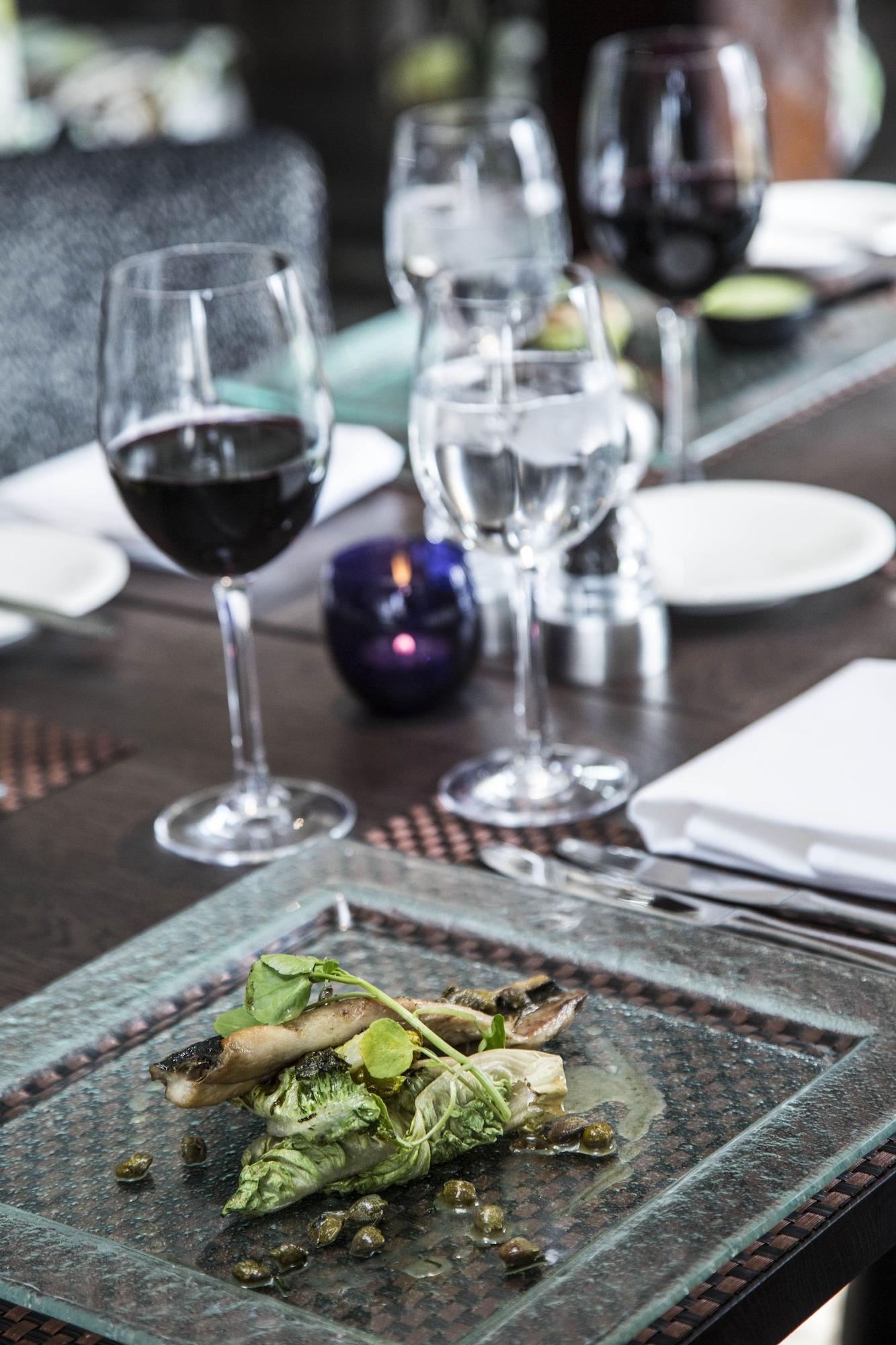 Restaurant Hogarths Stone Manor