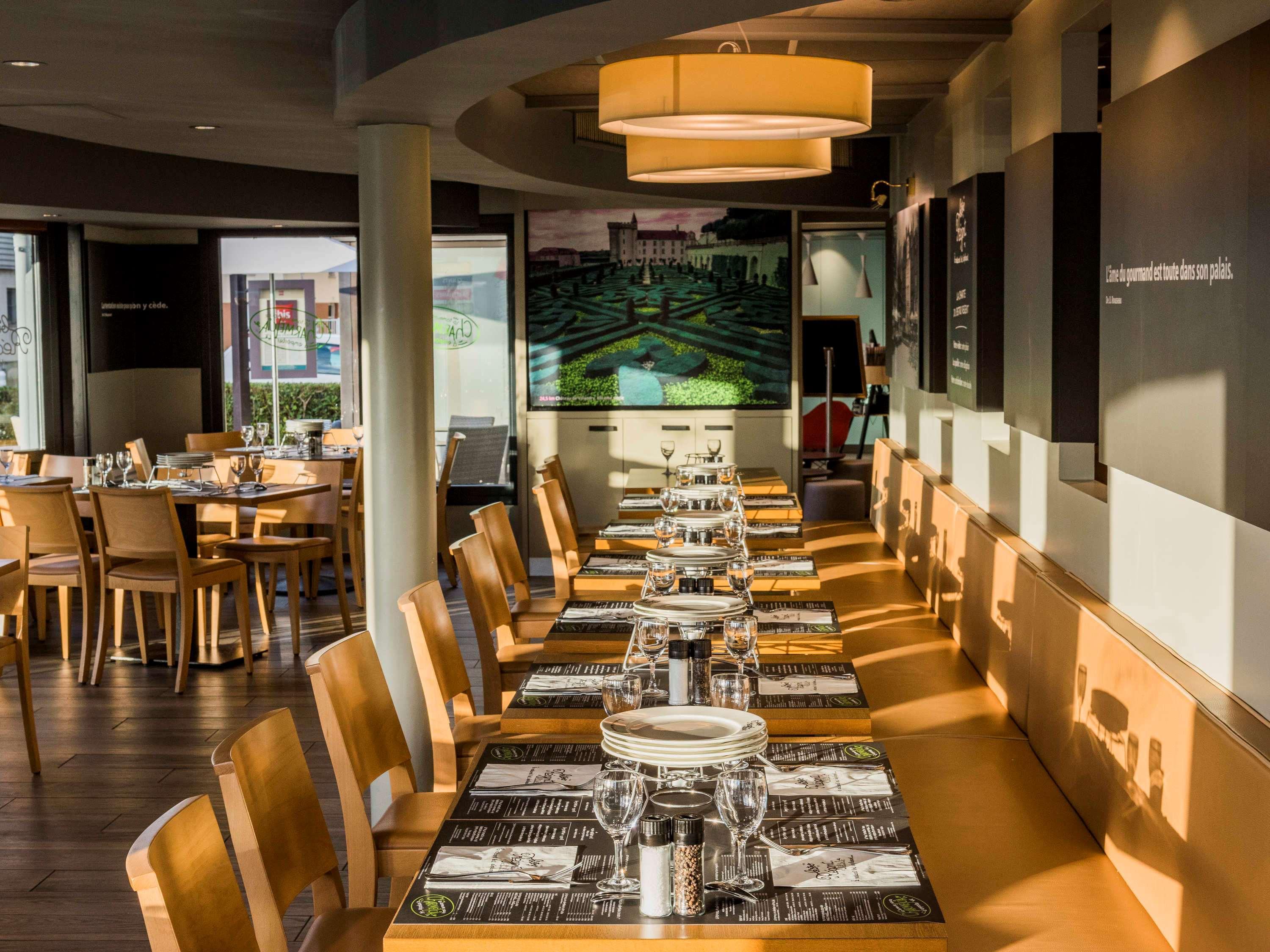 Vista Exterior ibis Tours Nord