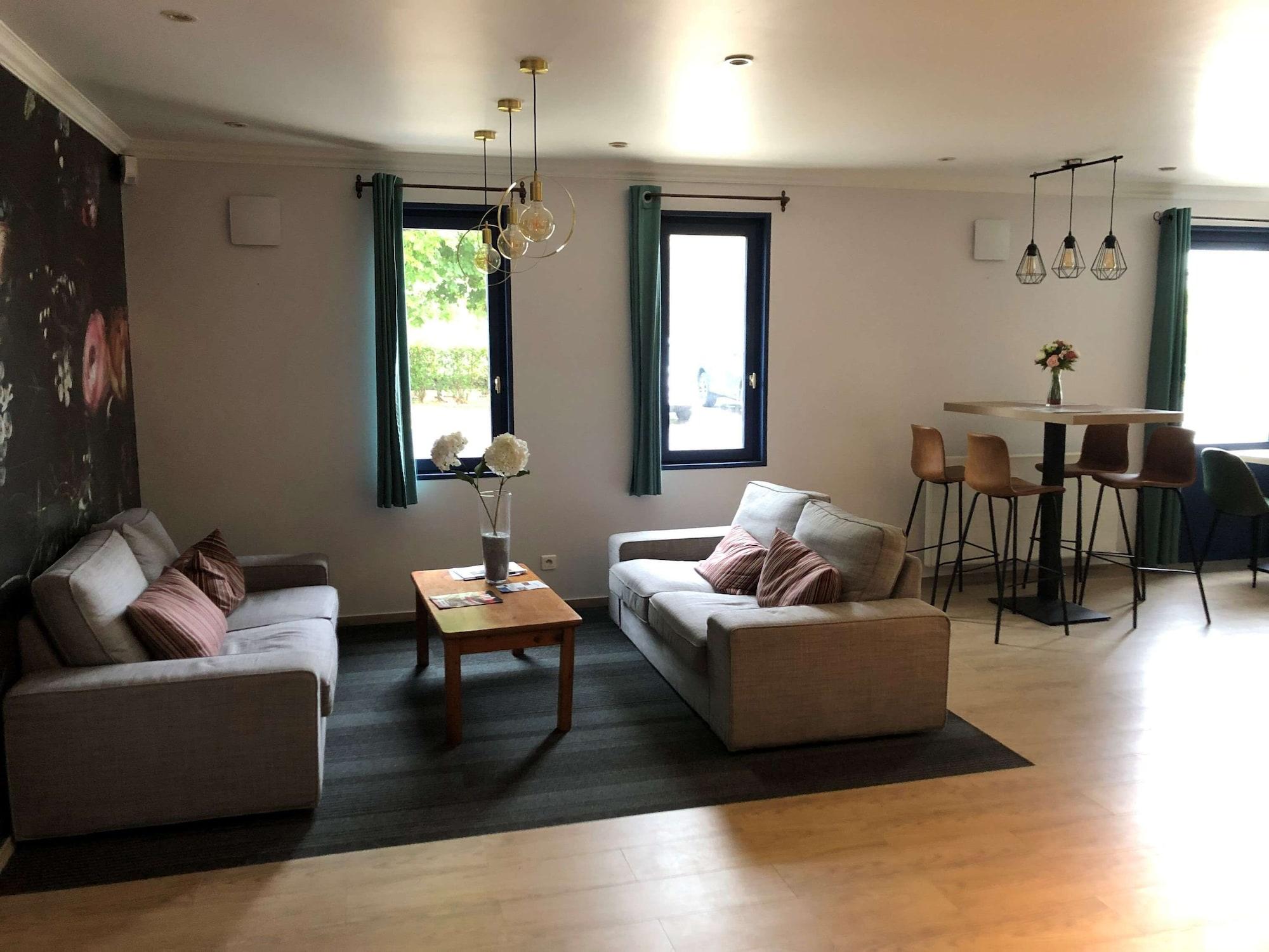 Spa Kyriad Creil - Chantilly Nord