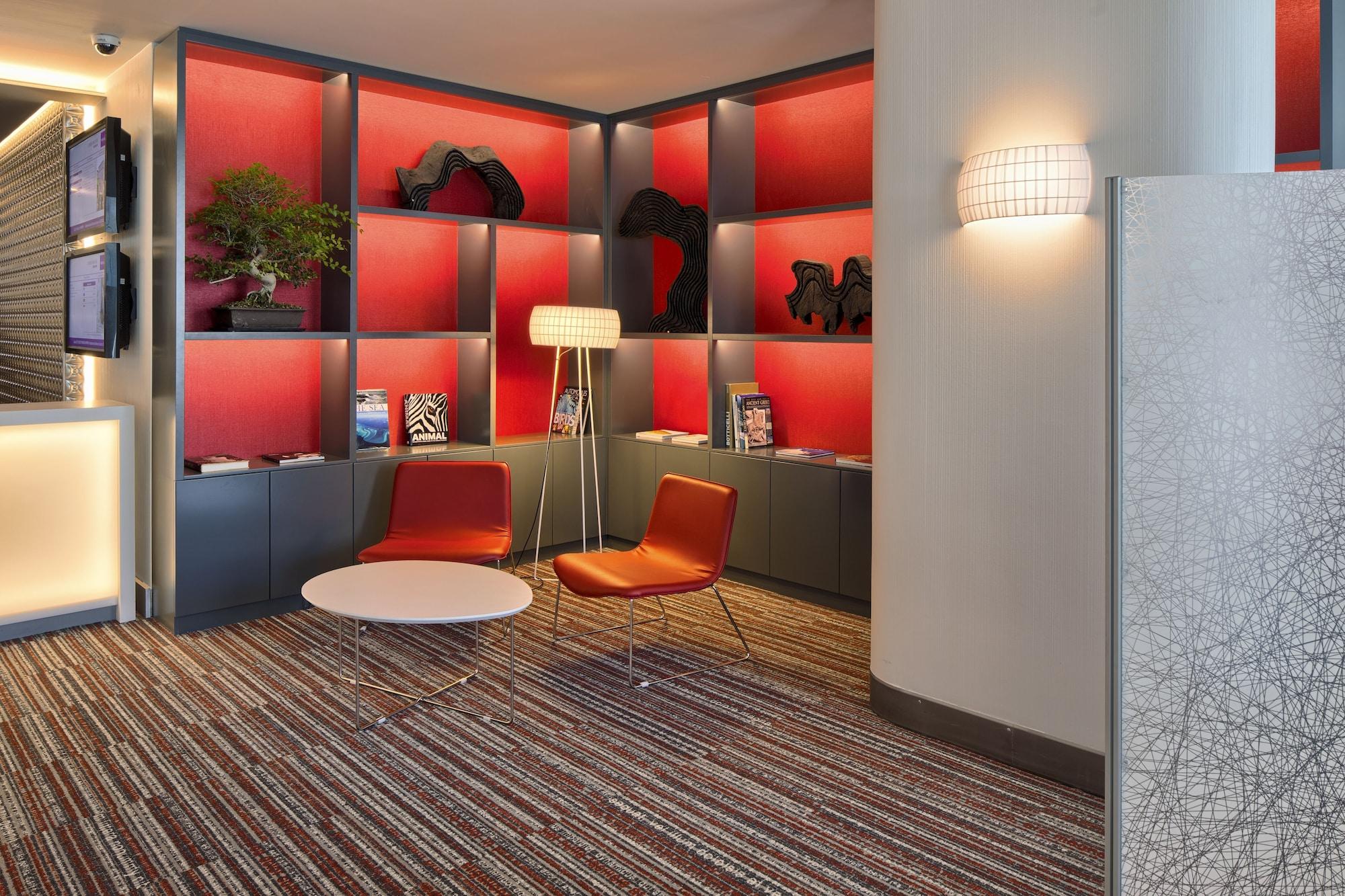 Vista Lobby Mercure Lisboa Hotel