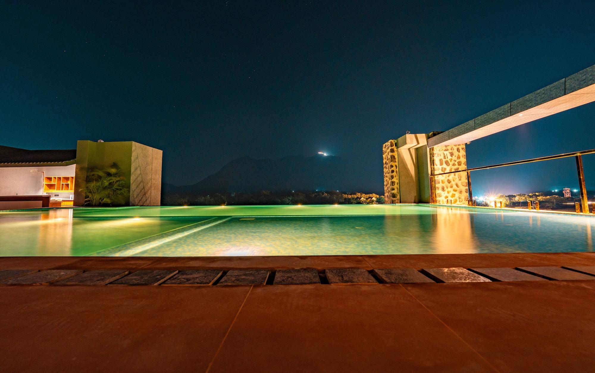 Varios Basalt Paradise Resort And Spa