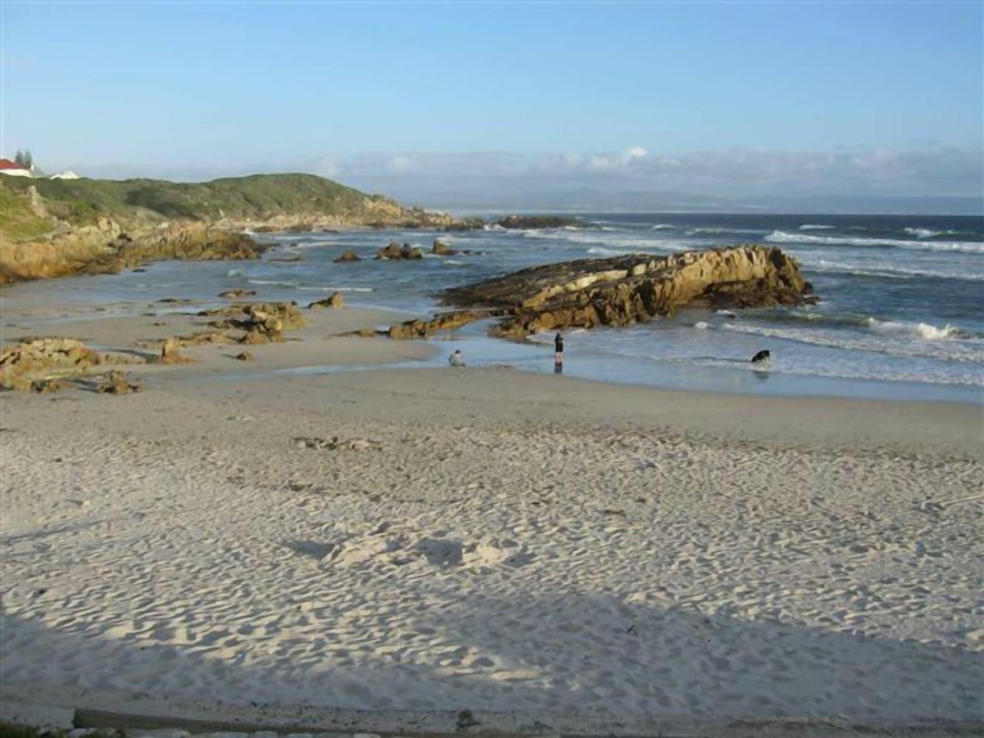 Playa Milkwood Lodge - Hermanus