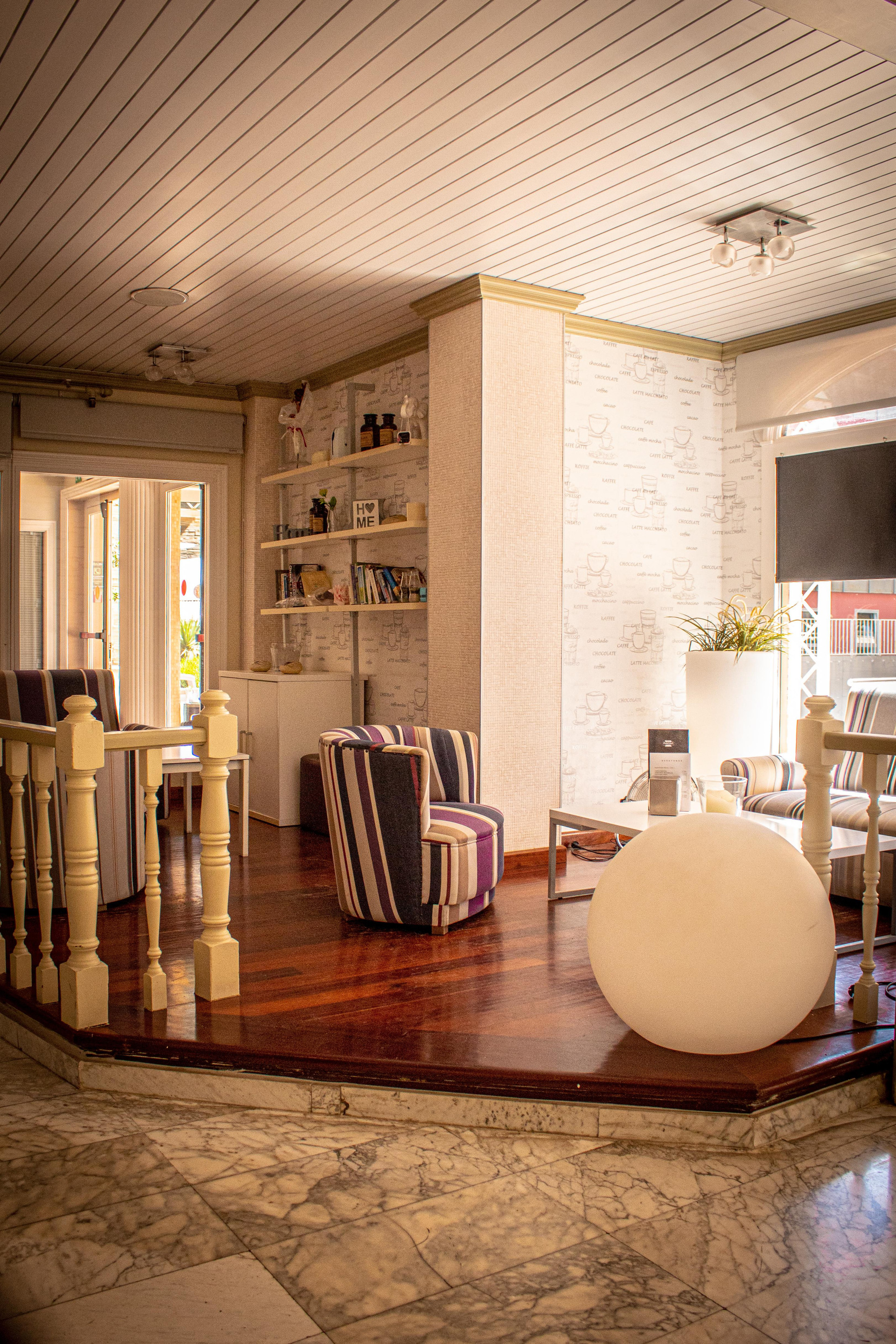 Vista Lobby Apartamentos Royal Life