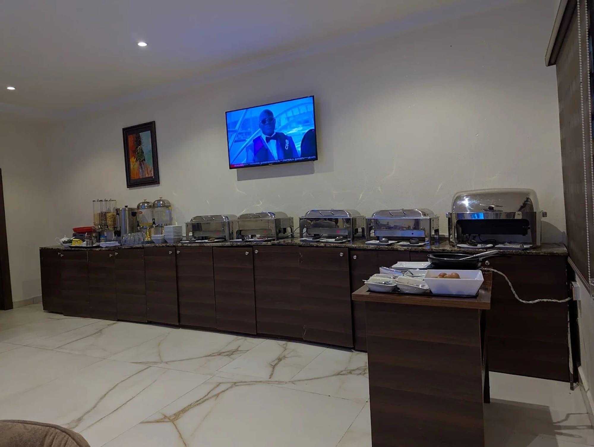 Restaurant Villa Toscana Hotel Asaba