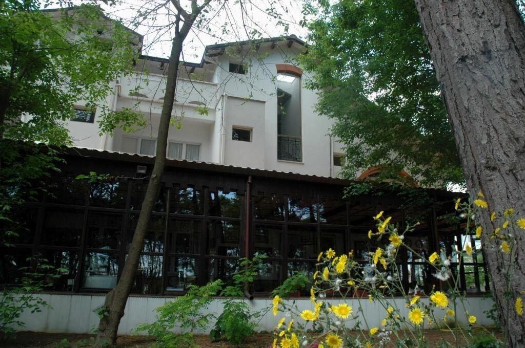 Vista Exterior Hotel La Villa