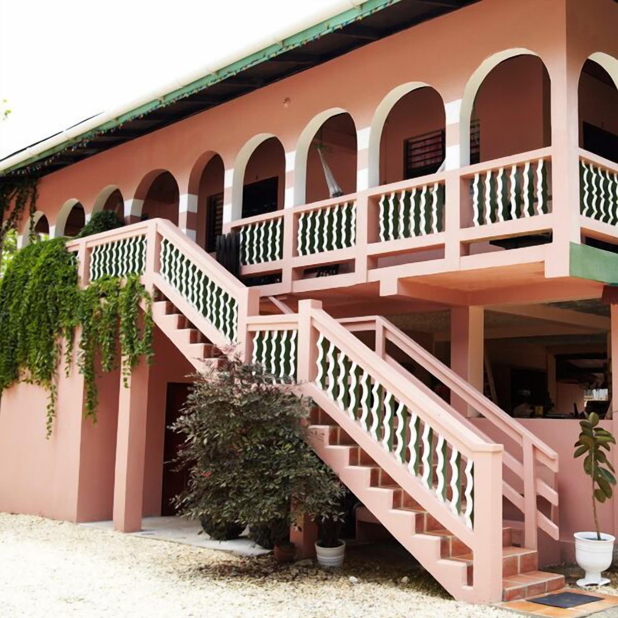 Varios Le Grand Almandier