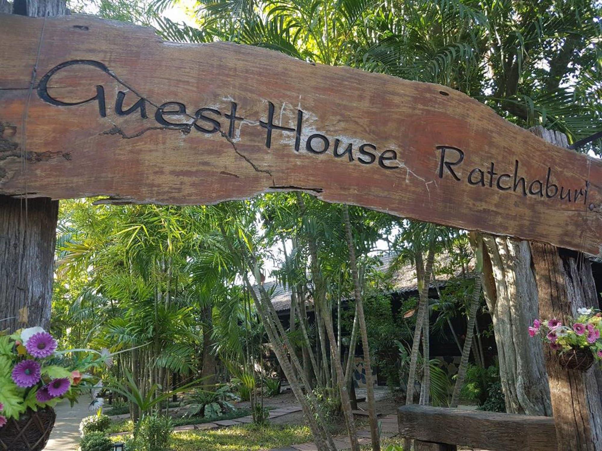 Vista Exterior Guesthouse Ratchaburi