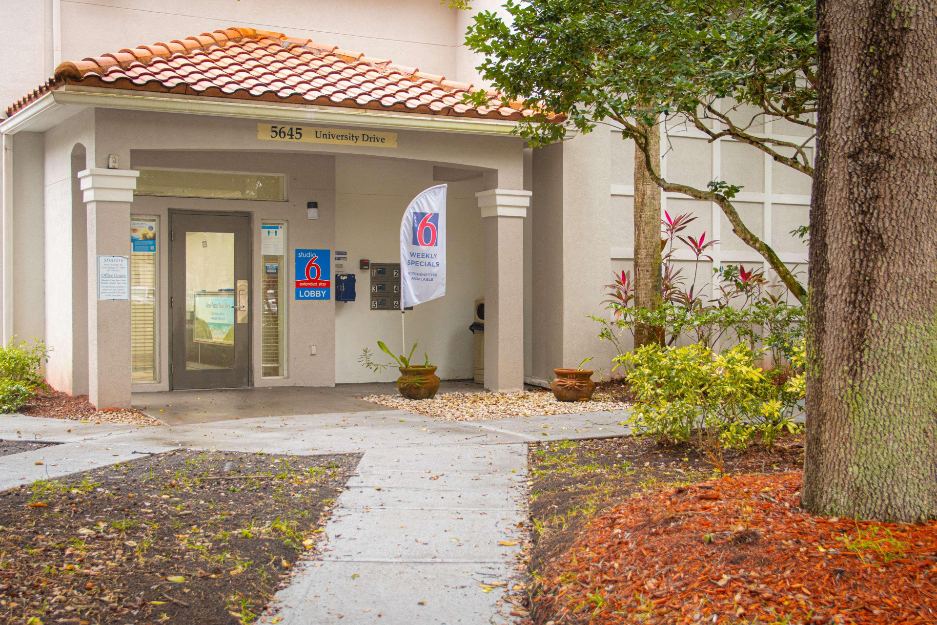 Varios Studio 6 Coral Springs, FL - Fort  Lauderdale