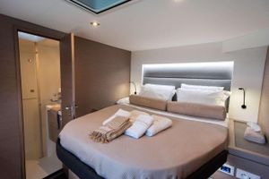 Alquiler Vacacional - Brand new VRBO exclusive offer! 50 foot motor yacht in Key West!