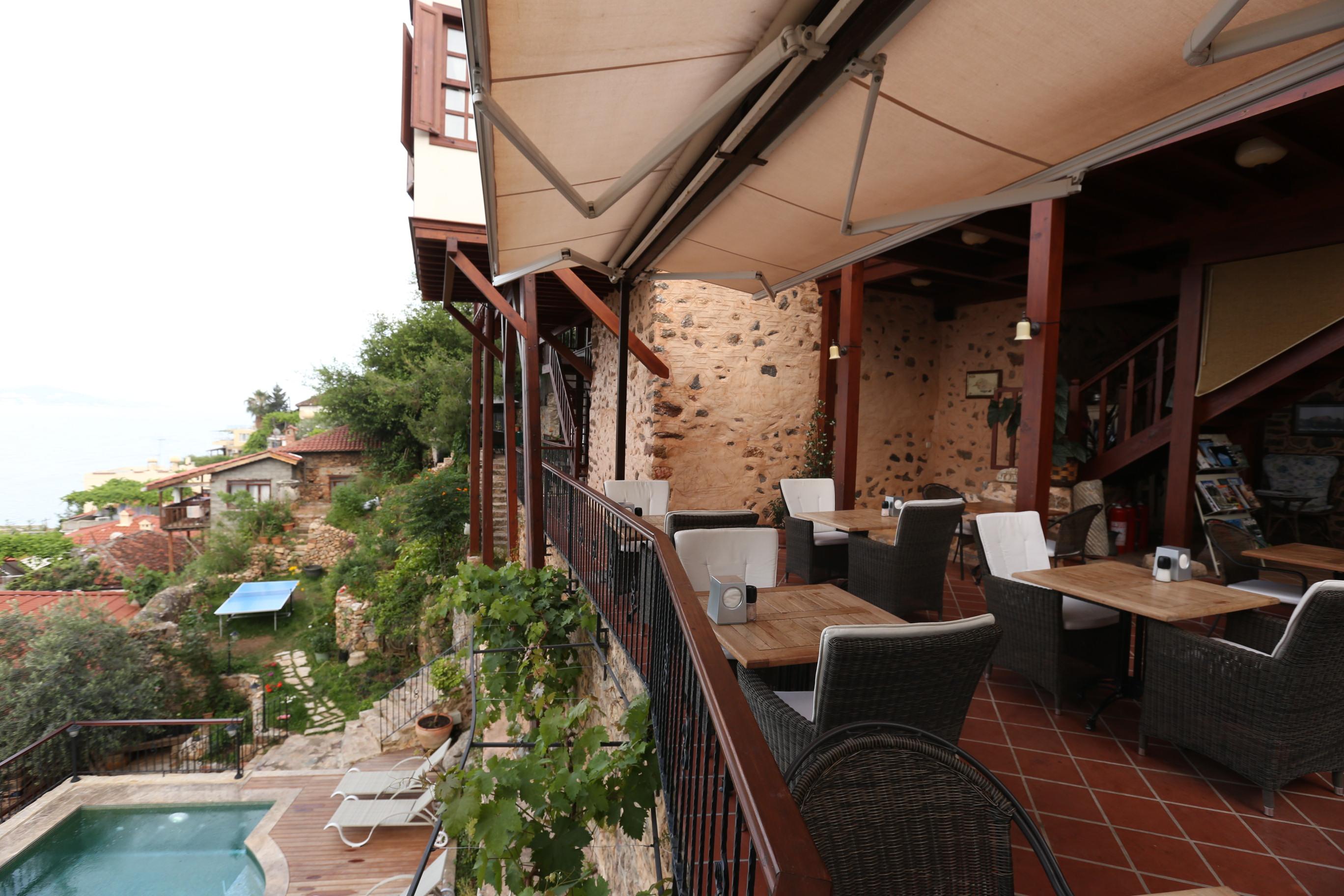 Bar/Salón Hotel Villa Turka