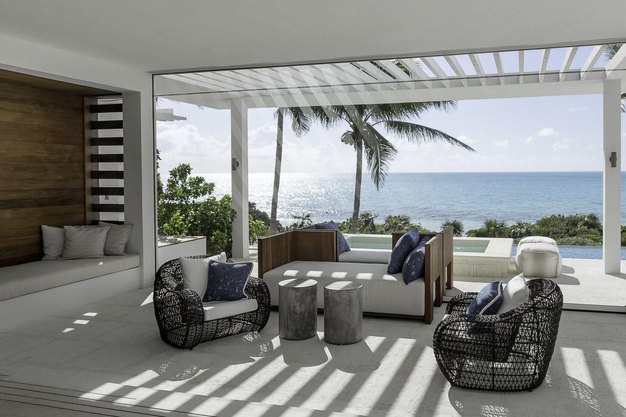 Restaurant Grace Bay Club