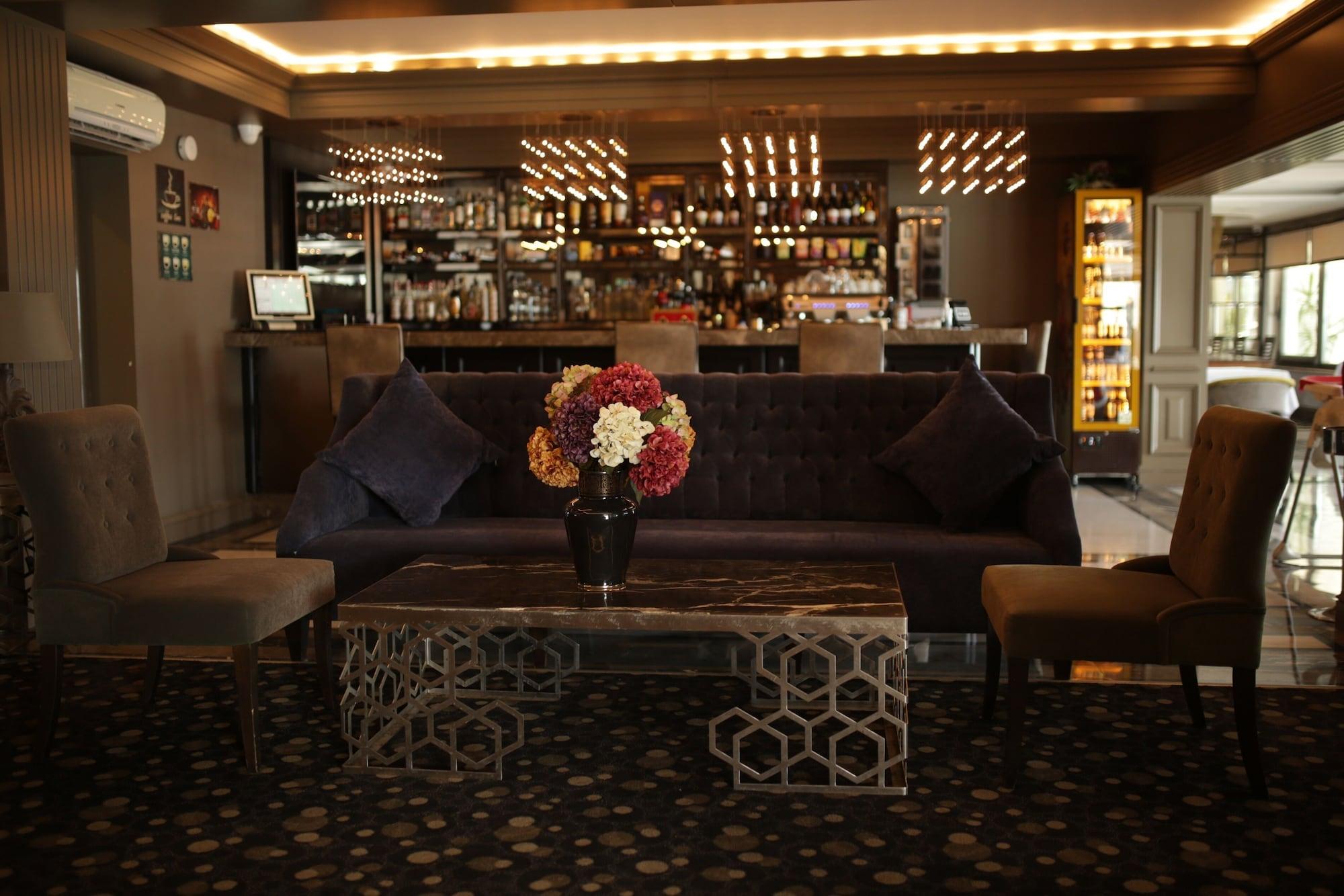 Vista Lobby Northdoor Hotel