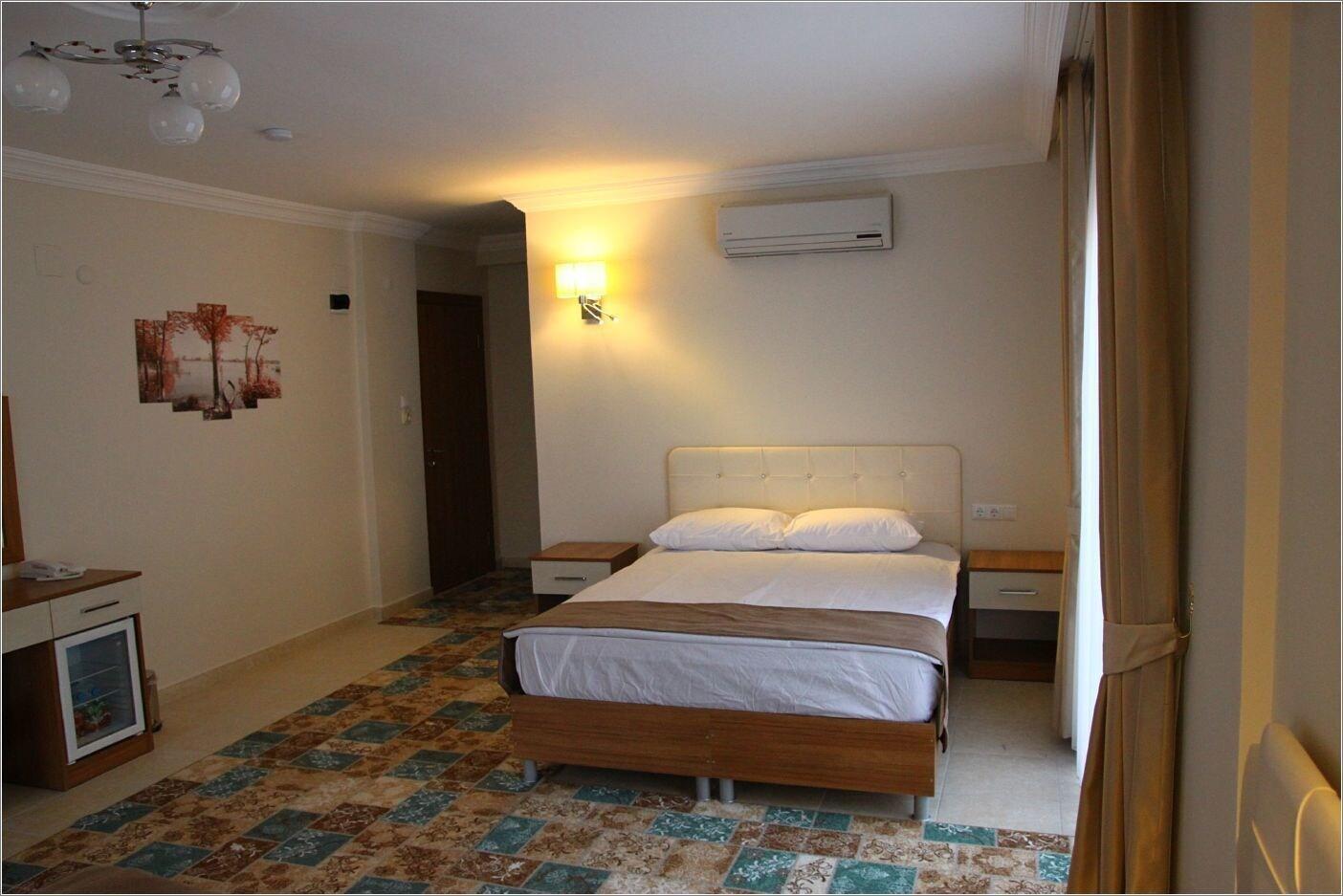 Varios Deveci Hotel