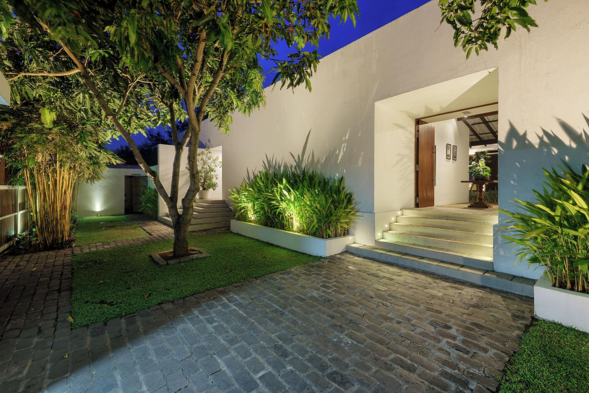 Vista Exterior Ubuntu Beach Villas By Reveal