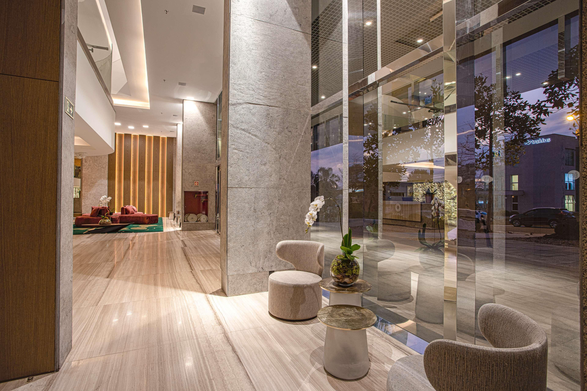 Vista Lobby Suryaa Hotel Pinhais, Curio Collection by Hilton