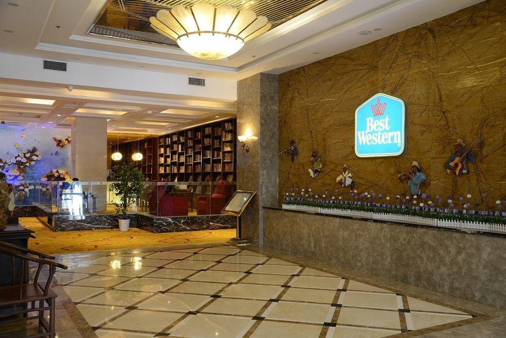 Vista Lobby Best Western Yantai Hotel