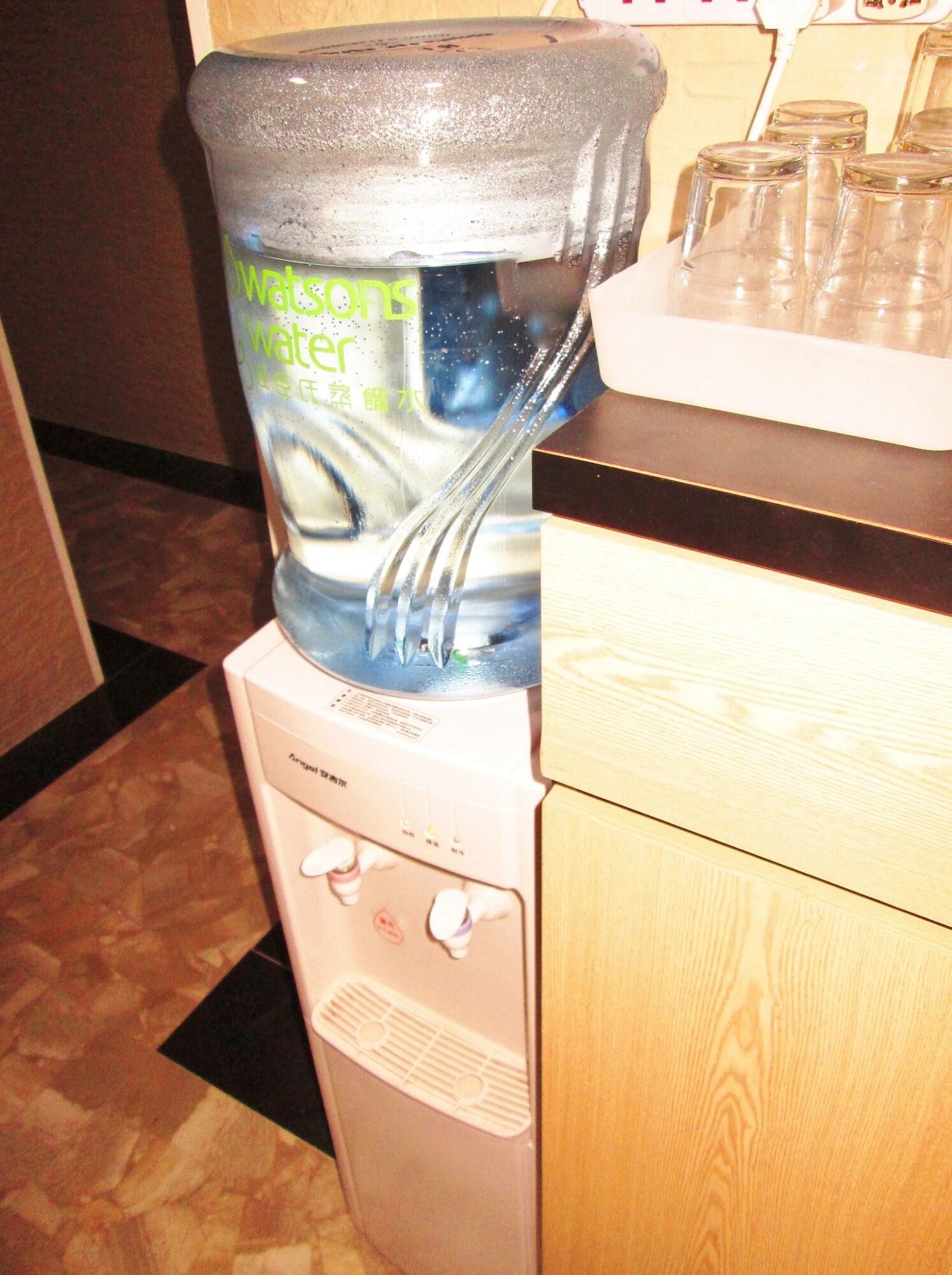 Vista Lobby New Shanghai Guest House