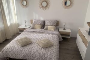 Alquiler Vacacional - L'instant T 4* Balneotherapy Sauna and Private Parking