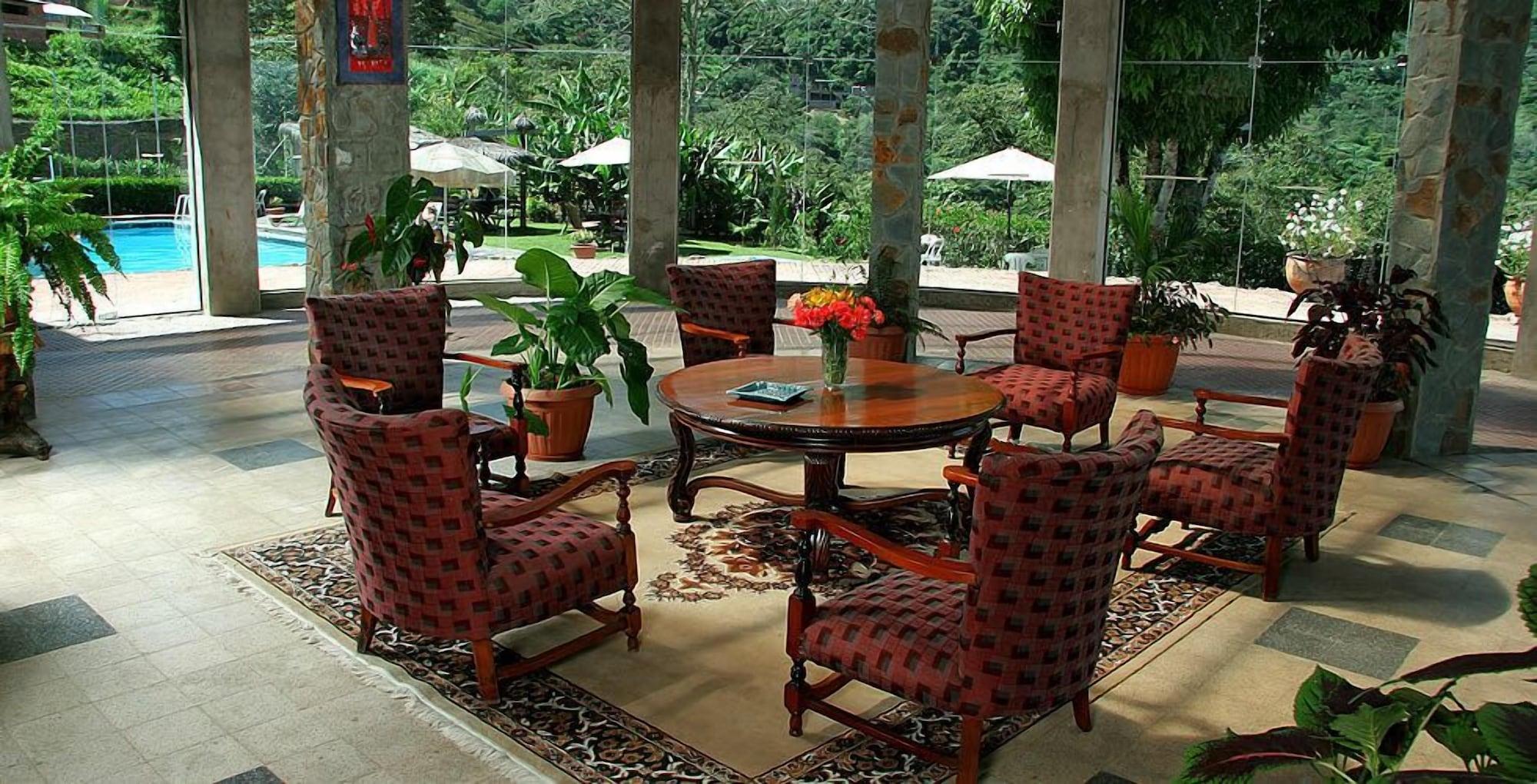 Vista Lobby Hotel Gloria Coroico