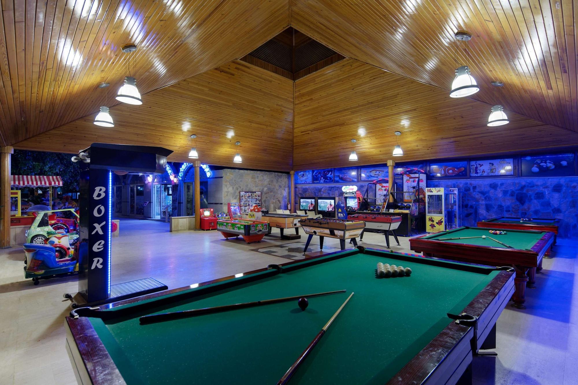 Gimnasio Saphir Hotel & Villas